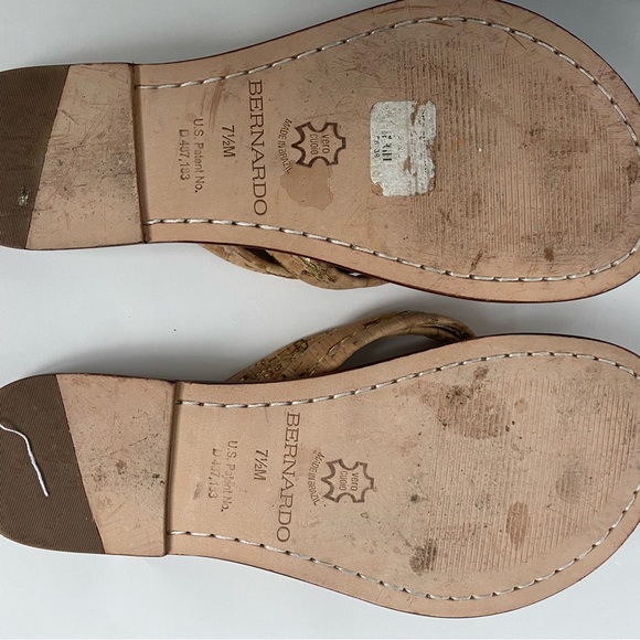 Bernardo Miami Sandal, 7.5 - Picture 2 of 2